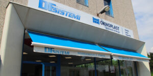 DF-Sistemi-Serramenti-e-Porte-uffici-Cogliate-Lombardia-Insegna